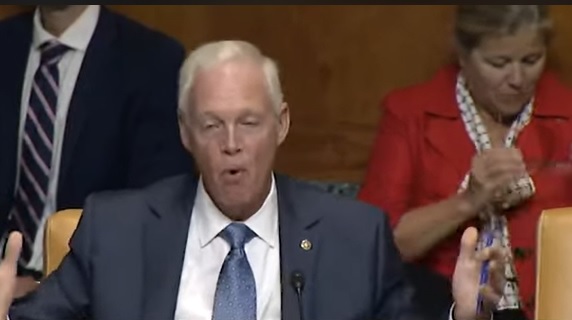 sen.-ron-johnson-denounces-radicals’-attempt-to-erase-trump-from-ballots