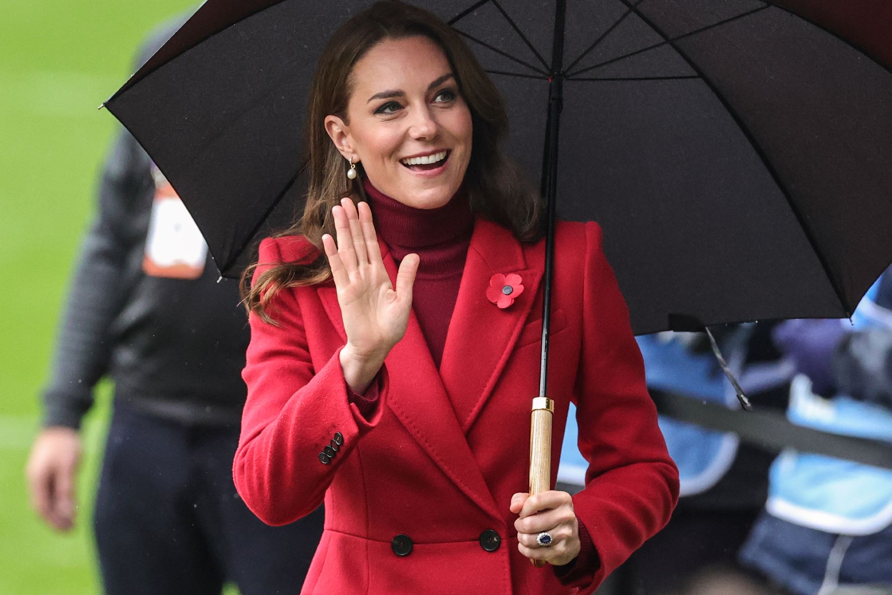 kate-middleton:-private-battle-in-a-public-spotlight