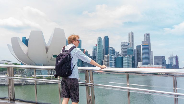 “Is S$11K worth moving from Canada to Singapore?” — Foreigner asks Singaporeans after getting a job offer in SG