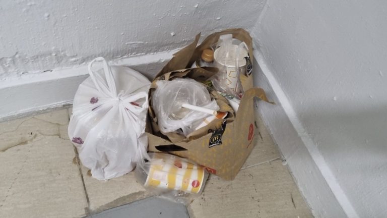 “Lacks a sense of responsibility” — Resident calls out another resident for throwing food trash on the floor at Jurong West block