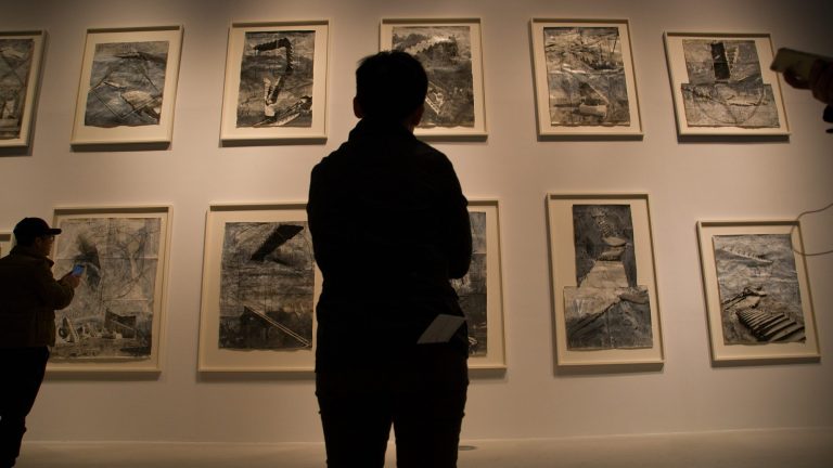 Young Singaporean facing cancer hosts final art exhibit; his last-ditch at life