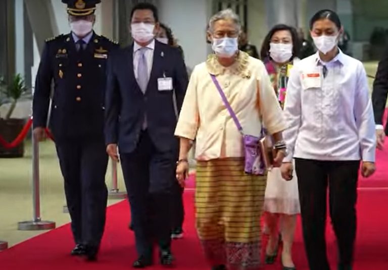 Thai Princess Maha Chakri Sirindhorn honoured with honorary doctorate by National University of Singapore